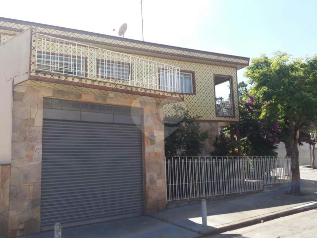 Sobrado à venda com 3 quartos, sendo 1 suíte,  em Tremembé, São Paulo, SP