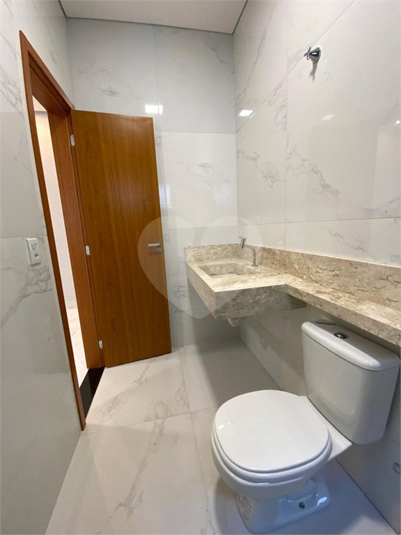 Casa Térrea à venda com 3 quartos, sendo 1 suíte, em Ponte Nova, Várzea Grande, MT