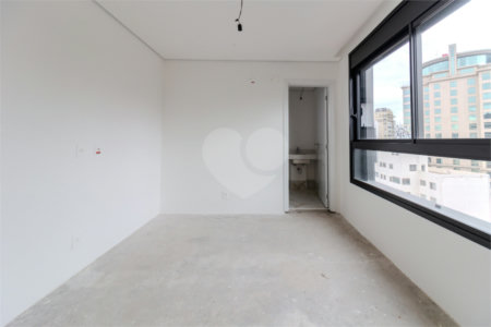 Apartamento à venda com 3 suítes em Vila Nova Conceição, São Paulo, SP