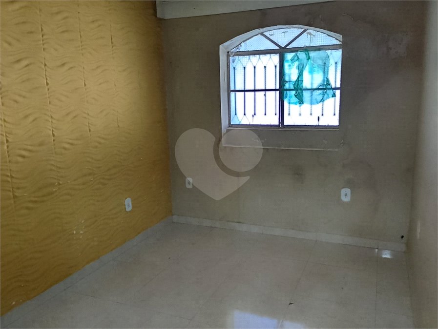 Casa à venda com 3 quartos, sendo 1 suíte, em Sepetiba, Rio de Janeiro, RJ