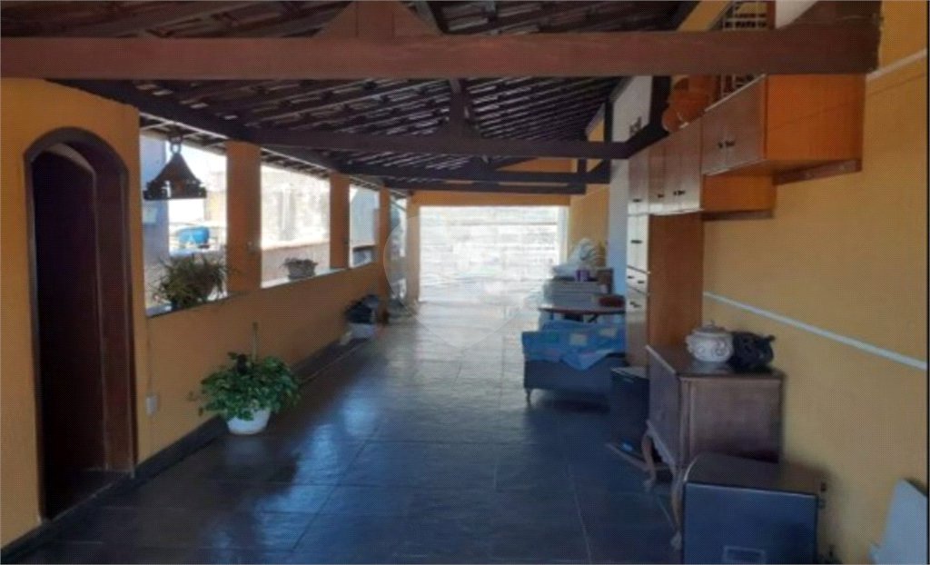 Sobrado à venda com 3 quartos, sendo 1 suíte, em Tremembé, São Paulo, SP