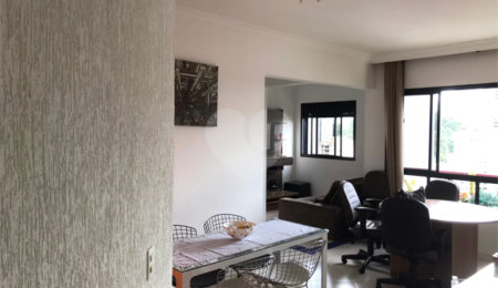 Apartamento à venda com 2 quartos, sendo 1 suíte,  em Vila Andrade, São Paulo, SP