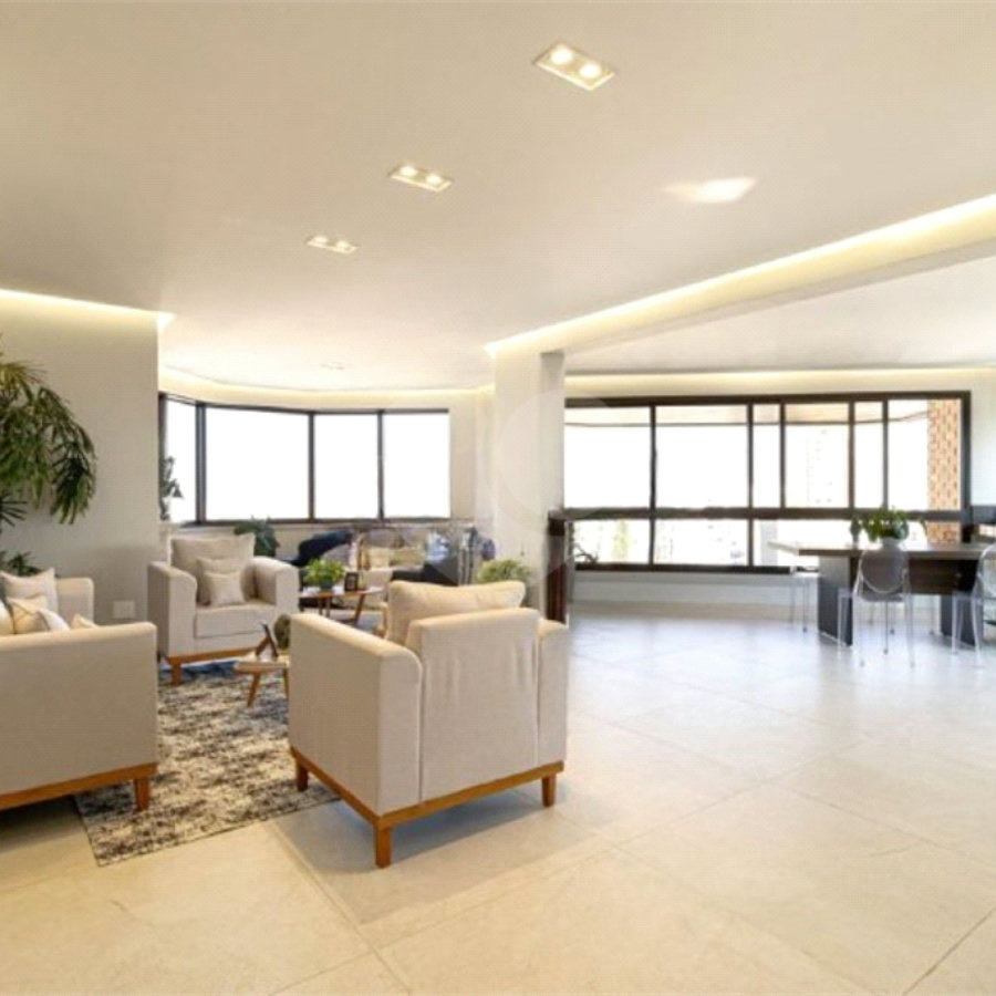 Apartamento à venda com 3 suítes em Jardim Parque Morumbi, São Paulo, SP