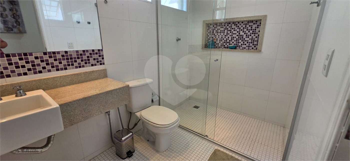 Casa Térrea à venda ou para alugar com 8 quartos, sendo 4 suítes, em Vila Pereira Barreto, São Paulo, SP