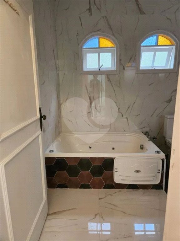 Casa para alugar com 4 suítes no condomínio Alpes da Cantareira, Mairiporã - SP
