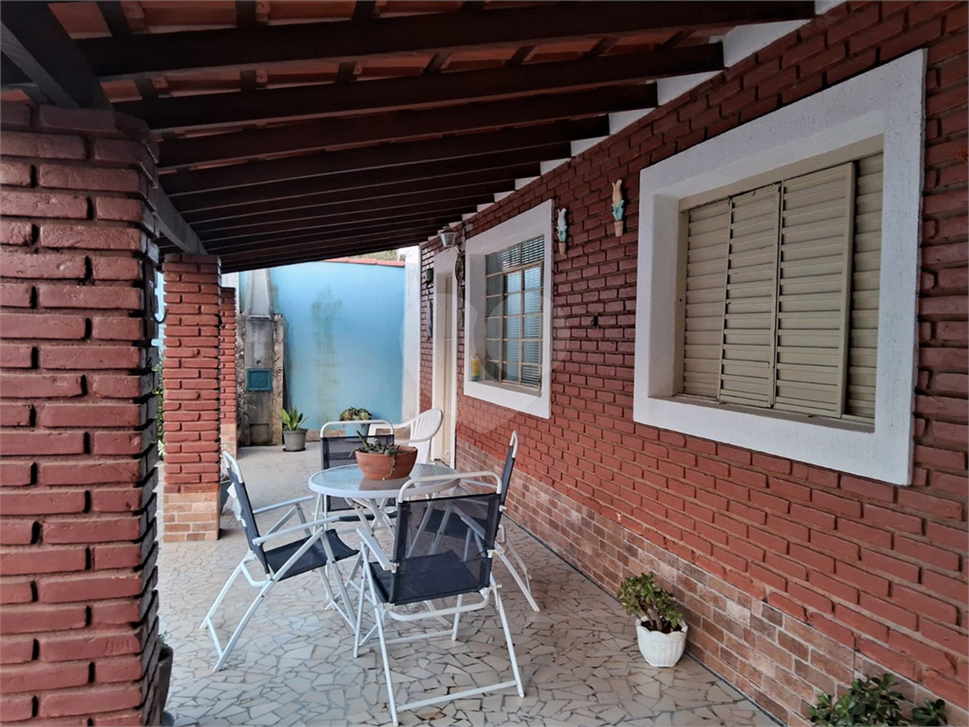 Casa à venda com 3 quartos em Área Rural de Alambari, Alambari, SP