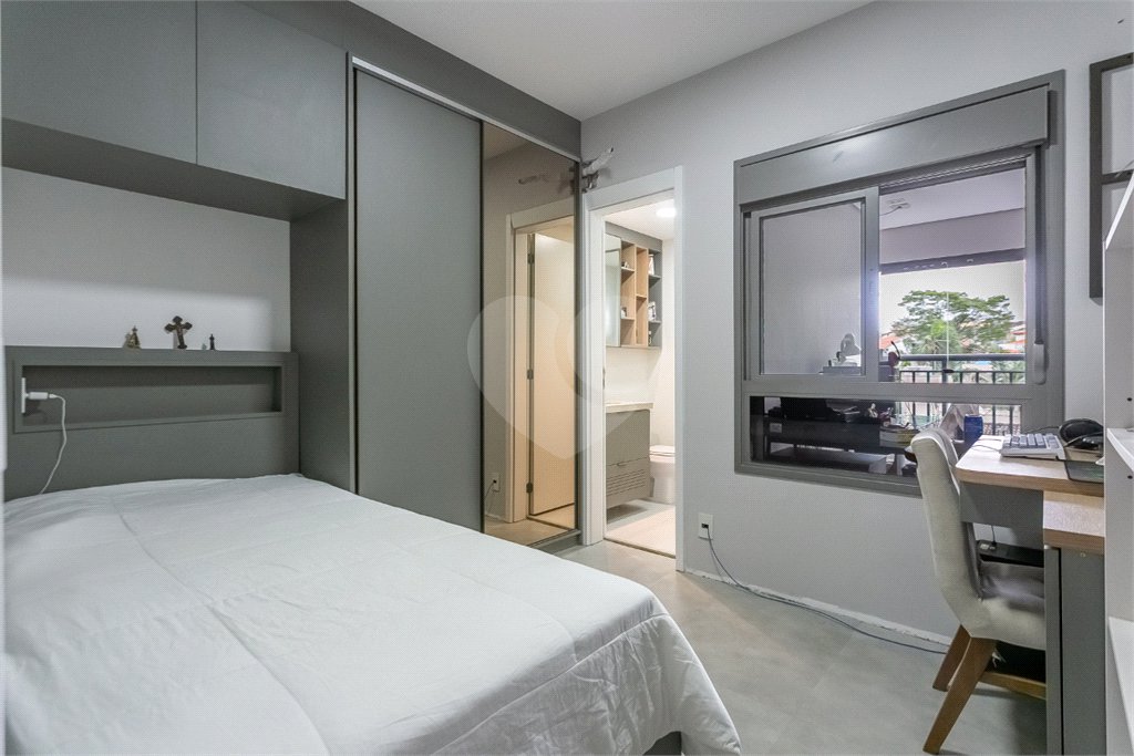 Apartamento à venda com 3 suítes em Jardim Prudência, São Paulo, SP