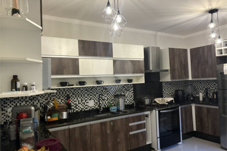 Casa à venda com 3 quartos, sendo 1 suíte,  em Cidade Jardim, Mogi das Cruzes, SP