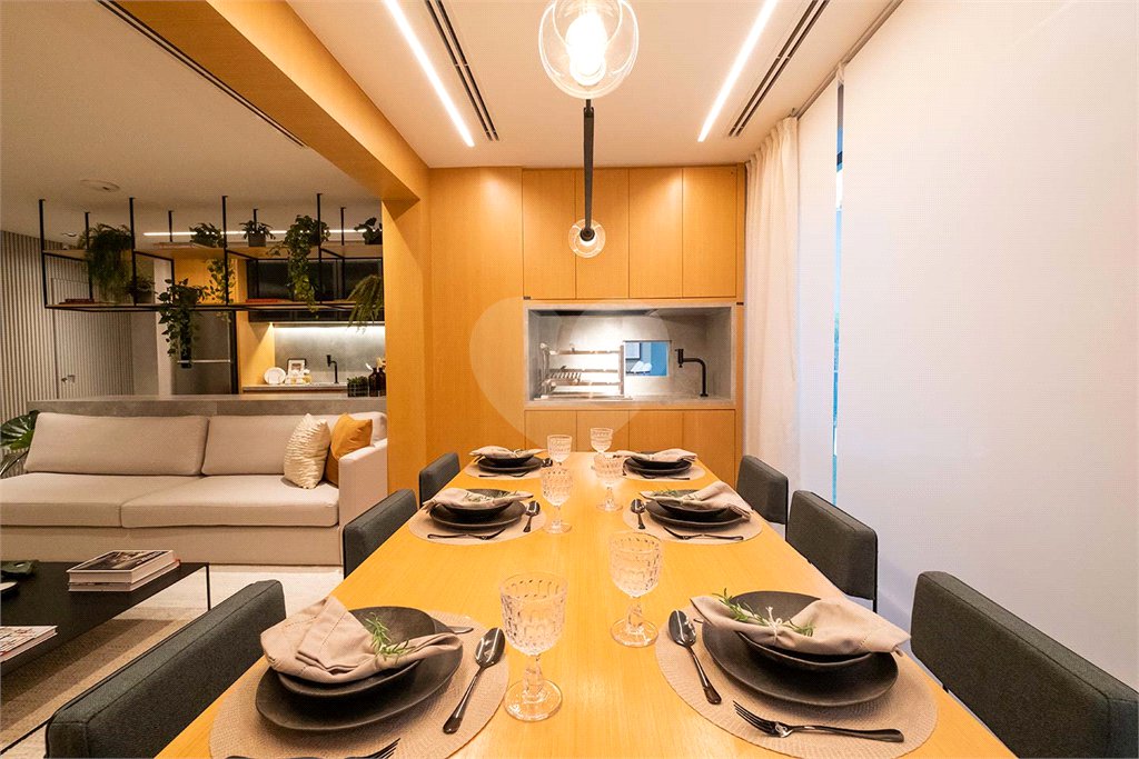 Apartamento à venda com 2 quartos, sendo 1 suíte, em Pinheiros, São Paulo, SP
