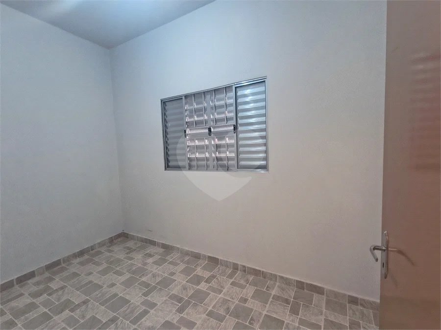 Casa para Locação no Jardim Pau Preto – Indaiatuba/SP - 3 dormitórios, quintal e garagem com portão manual