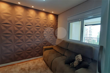 Apartamento à venda com 3 suítes em Jardim Marajoara, São Paulo, SP