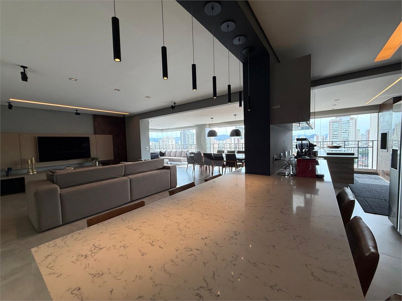 Apartamento à venda com 3 suítes em Santa Teresinha, São Paulo, SP