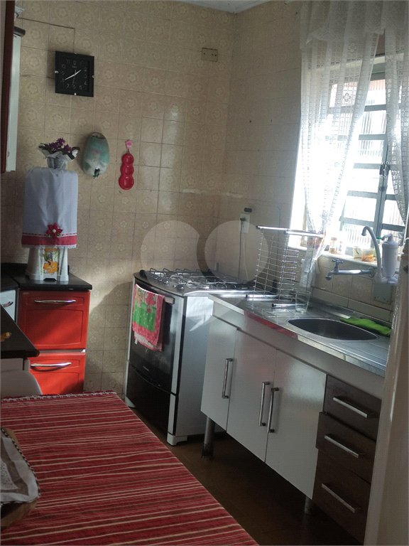 Sobrado à venda com 3 quartos no Brasilândia, São Paulo, SP