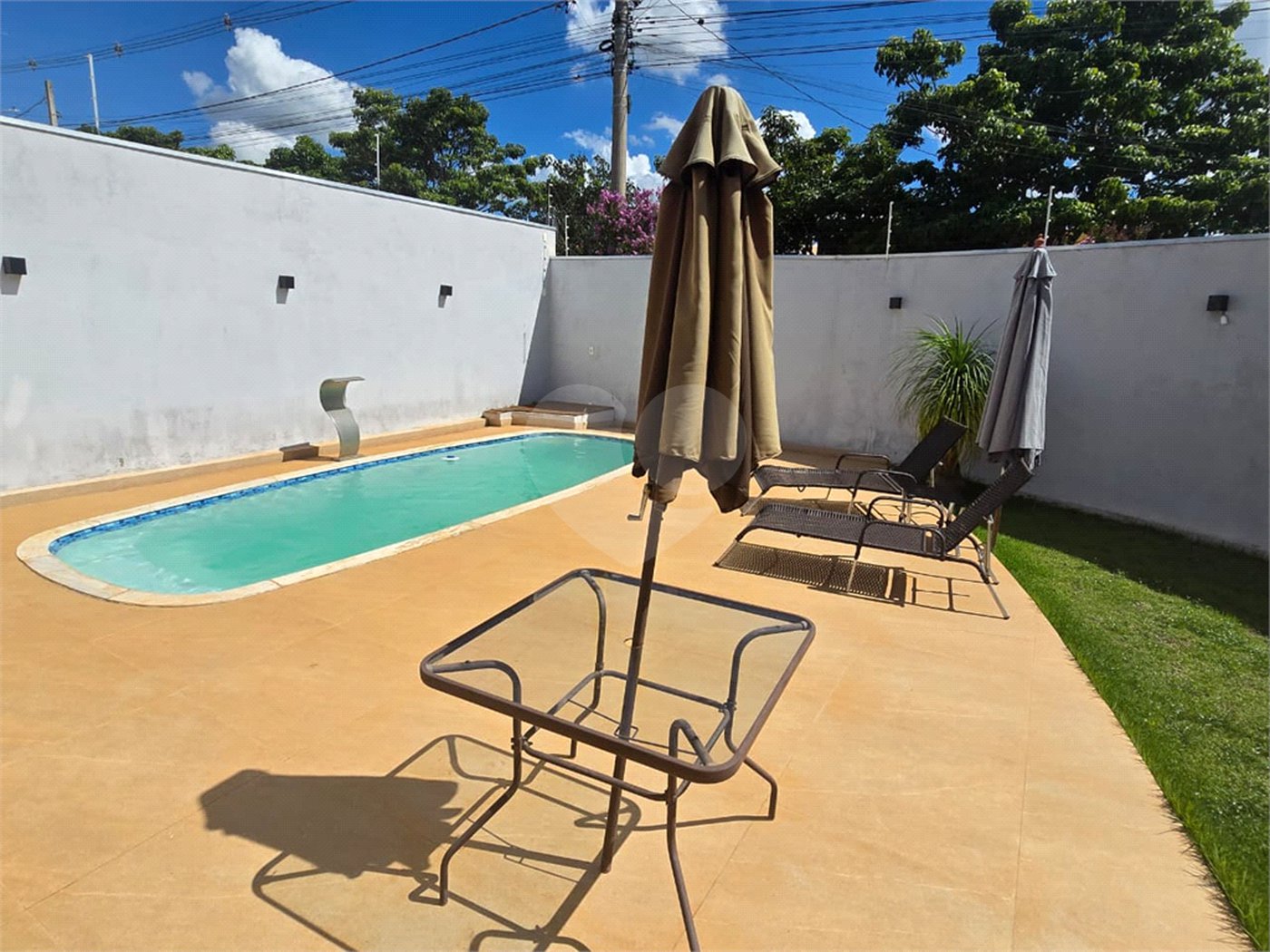 Casa à venda com 3 quartos, sendo 1 suíte,  em Portal dos Pinheiros II, Itapetininga, SP