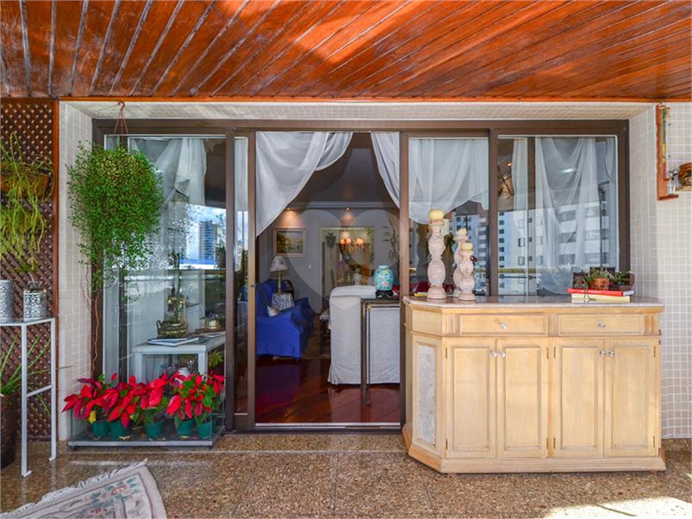 Apartamento à venda com 3 suítes em Vila Suzana, São Paulo, SP