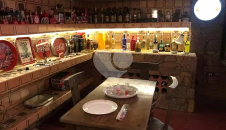 Casa à venda com 5 quartos, sendo 3 suítes, no condomínio Alpes da Cantareira, Mairiporã - SP