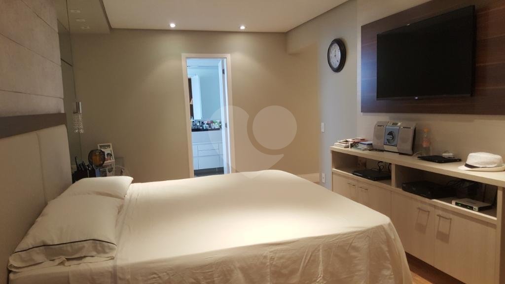 Apartamento à venda ou para alugar com 3 suítes em Vila Olímpia, São Paulo, SP