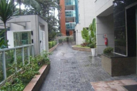 Apartamento à venda com 4 quartos, sendo 3 suítes, em Itaim Bibi, São Paulo, SP