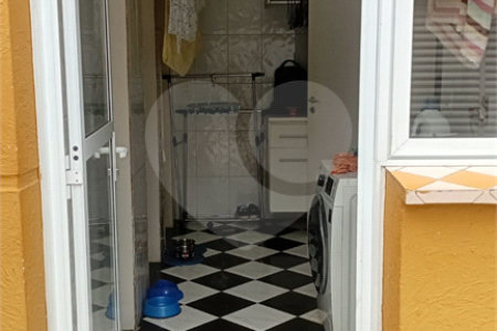 Casa à venda com 4 quartos, sendo 2 suítes, no condomínio Canamari, São Paulo - SP