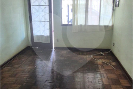 Casa à venda com 3 quartos em Jardim Santa Carolina, Mogi das Cruzes, SP