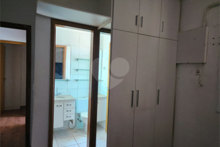Apartamento à venda com 3 quartos, sendo 1 suíte, em Jardim dos Manacás, Araraquara, SP