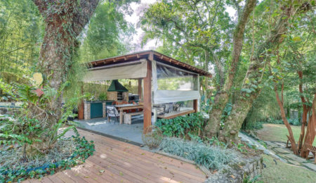 Casa à venda com 5 suítes no condomínio Chácara Flora, São Paulo - SP