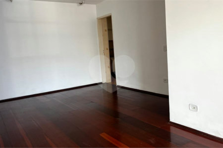 Apartamento à venda com 3 quartos em Saúde, São Paulo, SP