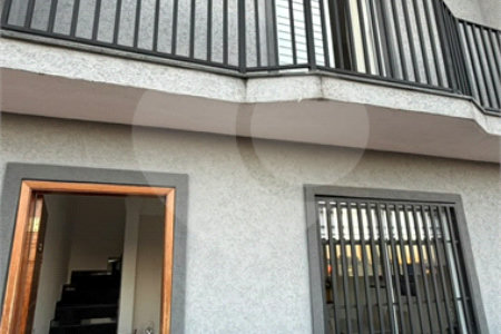 Casa de Vila à venda com 4 quartos, sendo 2 suítes, em Vila Dalila, São Paulo, SP