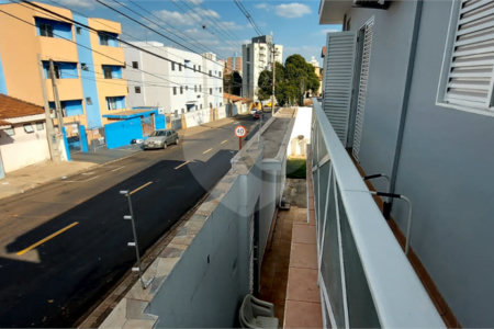 Casa à venda com 5 quartos, sendo 1 suíte, em Jardim Santa Paula, São Carlos, SP