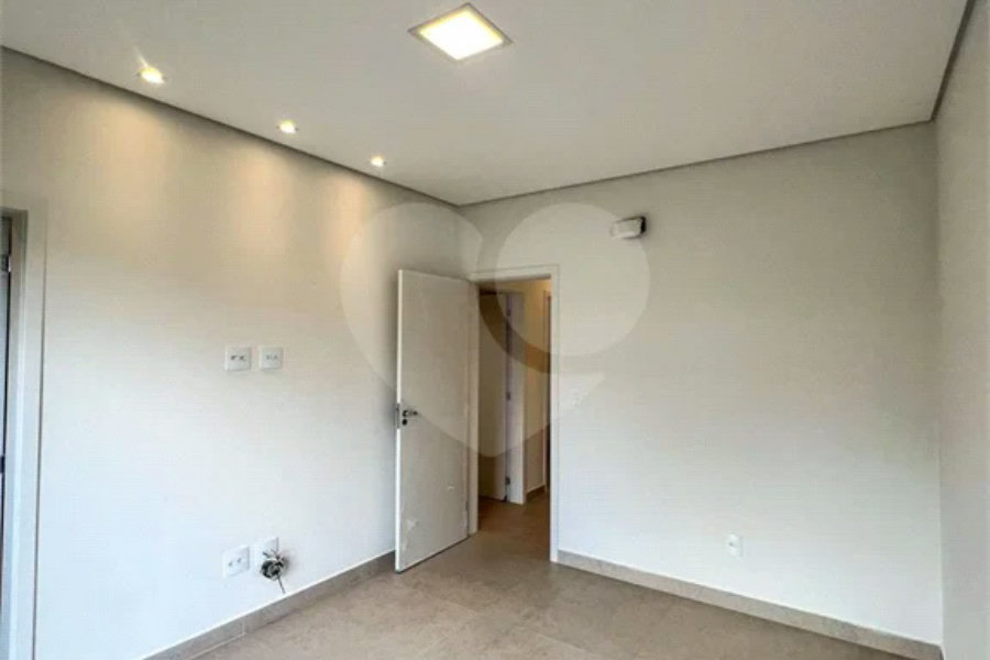 Belíssima casa à venda no Damha 2 de Piracicaba.