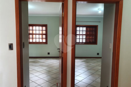 Sobrado à venda com 3 quartos, sendo 1 suíte, em Brooklin, São Paulo, SP