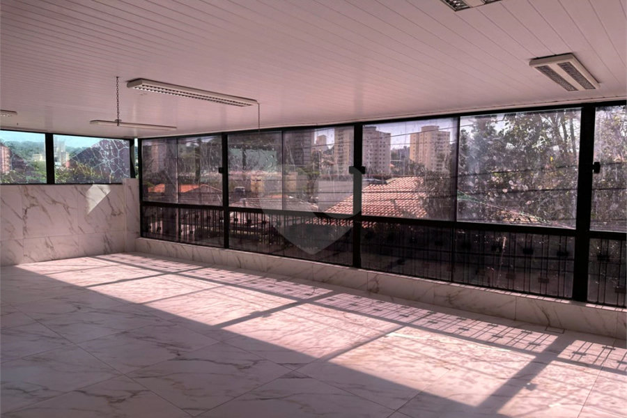 Sobrado à venda com 7 quartos, sendo 2 suítes,  em Lauzane Paulista, São Paulo, SP