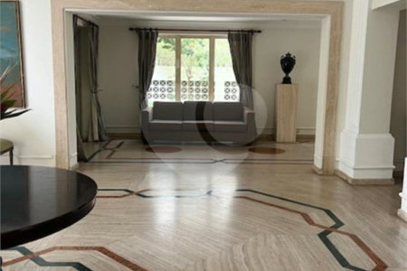Apartamento à venda com 4 suítes em Santa Cecília, São Paulo, SP