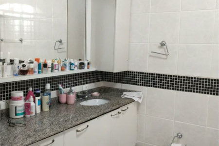 Sobrado à venda com 3 quartos, sendo 1 suíte, em Vila Ipojuca, São Paulo, SP