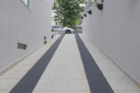 Casa de Alto Padrão à venda com 4 quartos, sendo 1 suíte, em condomínio, Cotia - SP
