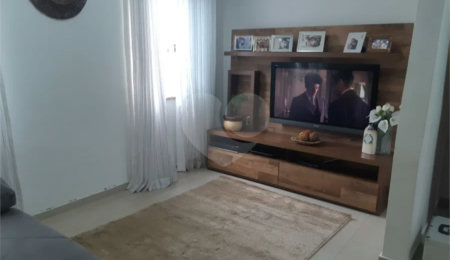 Sobrado à venda com 3 quartos, sendo 1 suíte,  em Horto, São Paulo, SP