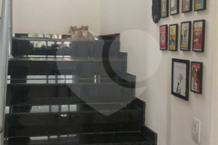 Casa à venda ou para alugar com 3 quartos, sendo 1 suíte, em Parque das Colinas, Valinhos, SP