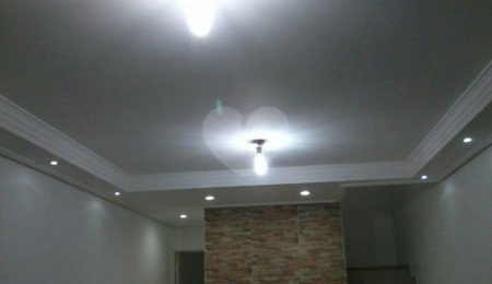 Sobrado à venda com 3 quartos, sendo 1 suíte,  em Vila Galvão, Guarulhos, SP