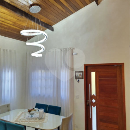 Casa à venda com 3 quartos, sendo 1 suíte,  em Vitória Régia, Atibaia, SP