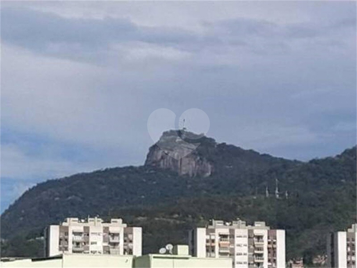 Cobertura à venda com 3 quartos, sendo 2 suítes, em Praça da Bandeira, Rio de Janeiro, RJ