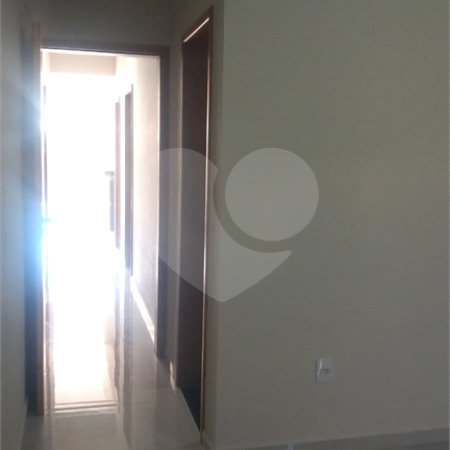Casa Térrea à venda com 3 quartos, sendo 1 suíte,  no Centro, Bom Jesus dos Perdões, SP
