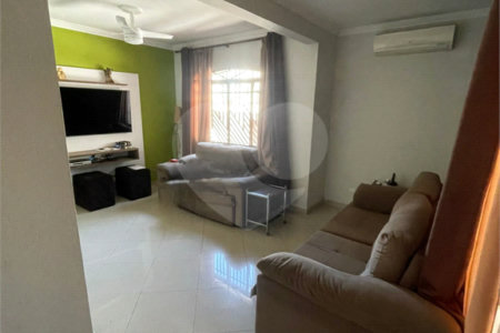 Casa Térrea à venda com 4 quartos, sendo 3 suítes,  em Jardim São Paulo(zona Norte), São Paulo, SP