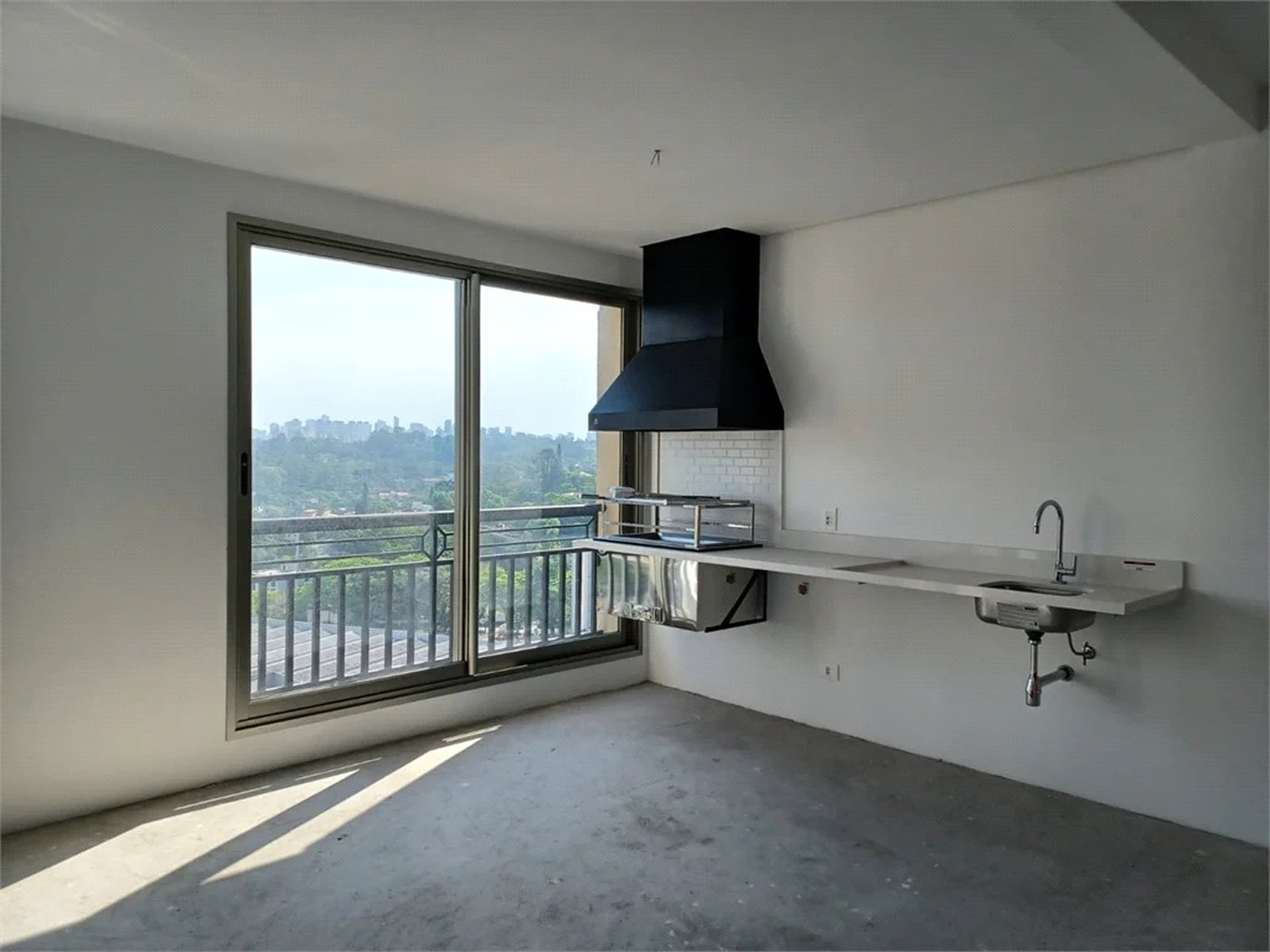 Apartamento à venda com 4 suítes em Real Parque, São Paulo, SP