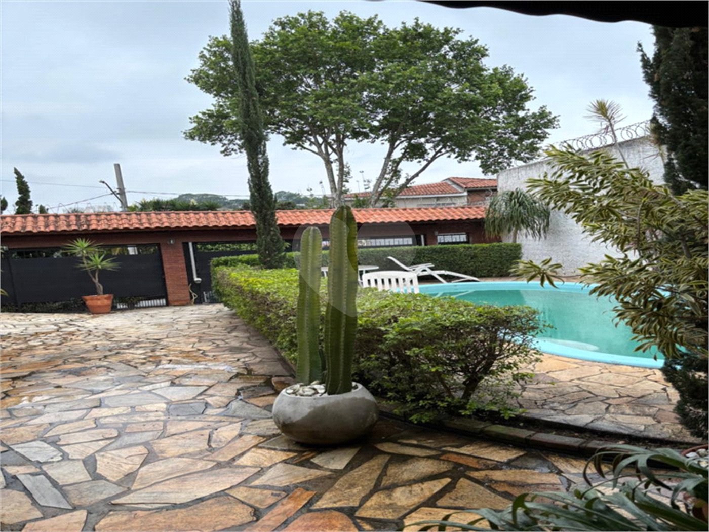 Casa à venda com 3 quartos em Jardim Tupã, São Paulo, SP