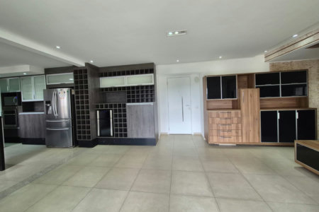 Apartamento à venda ou para alugar, 110m² com 2 quartos, sendo 1 suíte, escritório e  vagas Condomínio Paulistano, São Paulo - SP
