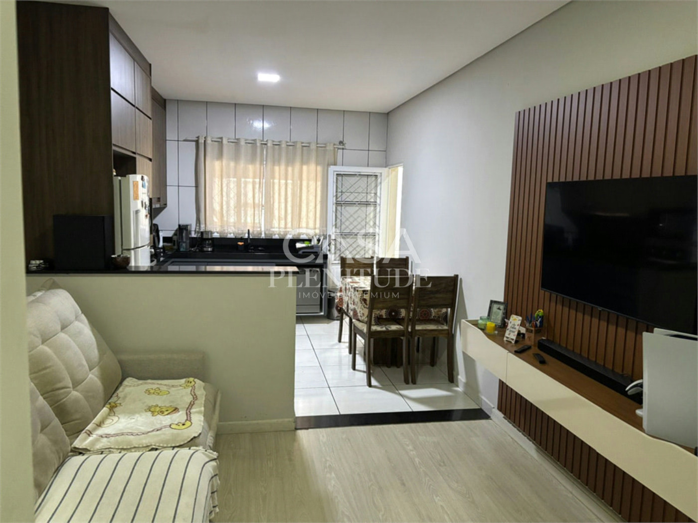 Casa à venda com 1 suíte em Parque São Bento, Sorocaba, SP