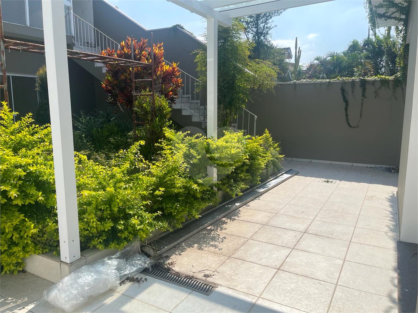 Casa de Vila à venda com 3 quartos, sendo 1 suíte, em Jardim Hípico, São Paulo, SP
