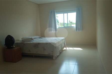Casa à venda com 5 suítes no condomínio Village da Serra, Araçoiaba da Serra - SP
