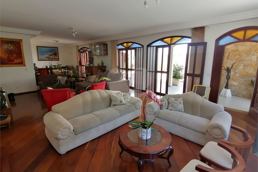Casa Térrea à venda com 3 quartos, sendo 1 suíte,  em Vila Mariana, São Paulo, SP