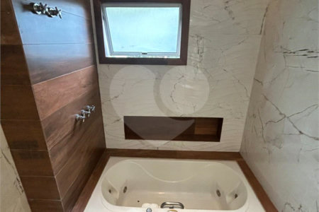 Apartamento à venda com 2 suítes em Parque do Morumbi, São Paulo, SP